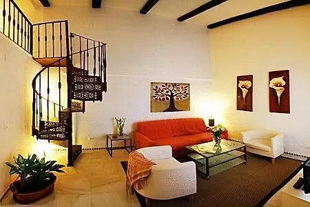 San Lorenzo Hotel *